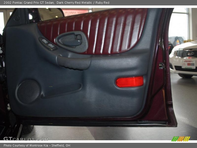 Dark Cherry Red Metallic / Ruby Red 2002 Pontiac Grand Prix GT Sedan
