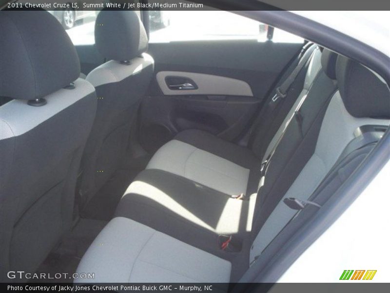 Summit White / Jet Black/Medium Titanium 2011 Chevrolet Cruze LS