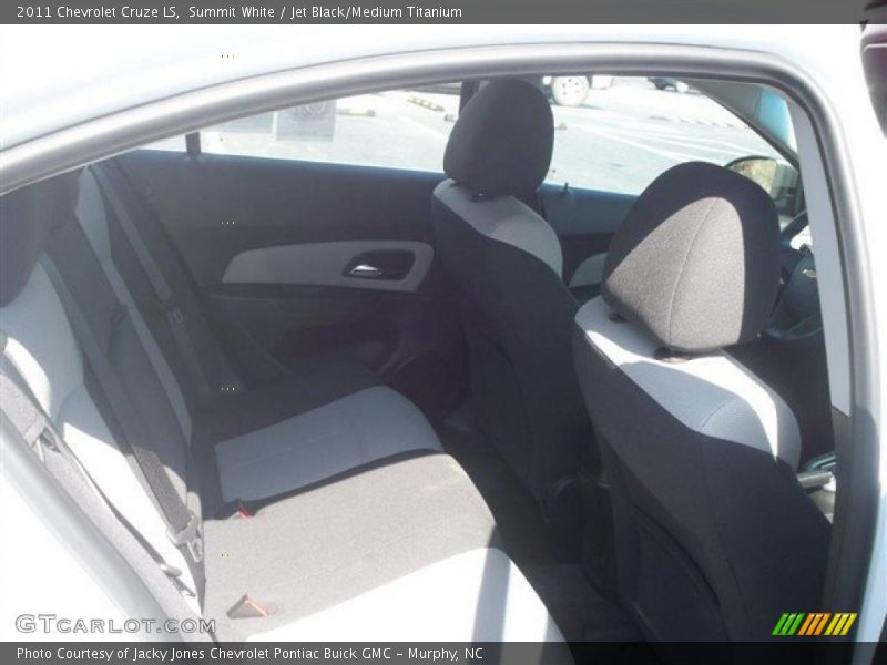 Summit White / Jet Black/Medium Titanium 2011 Chevrolet Cruze LS