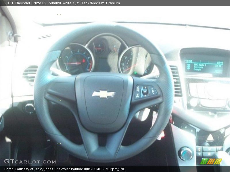 Summit White / Jet Black/Medium Titanium 2011 Chevrolet Cruze LS