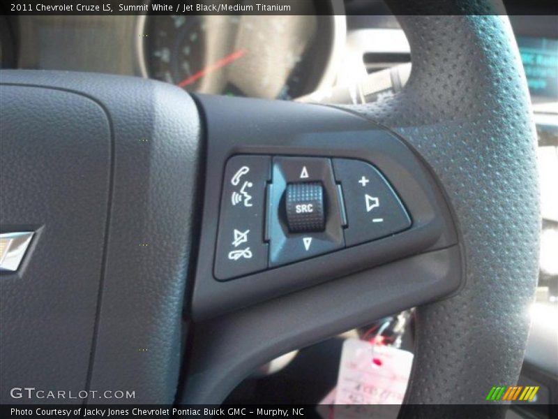 Summit White / Jet Black/Medium Titanium 2011 Chevrolet Cruze LS