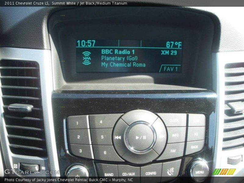 Summit White / Jet Black/Medium Titanium 2011 Chevrolet Cruze LS