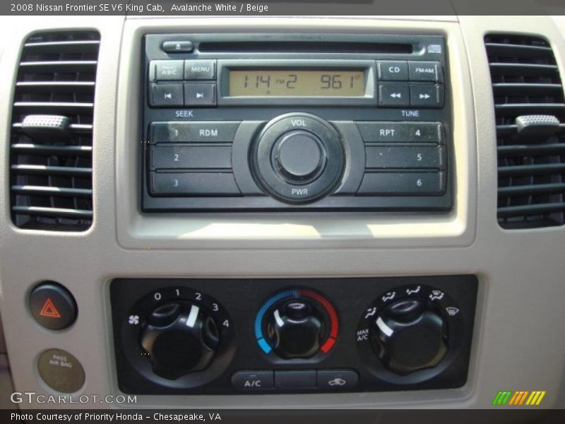 Avalanche White / Beige 2008 Nissan Frontier SE V6 King Cab