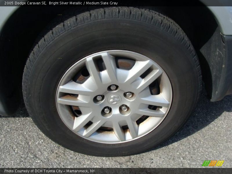 Bright Silver Metallic / Medium Slate Gray 2005 Dodge Caravan SE