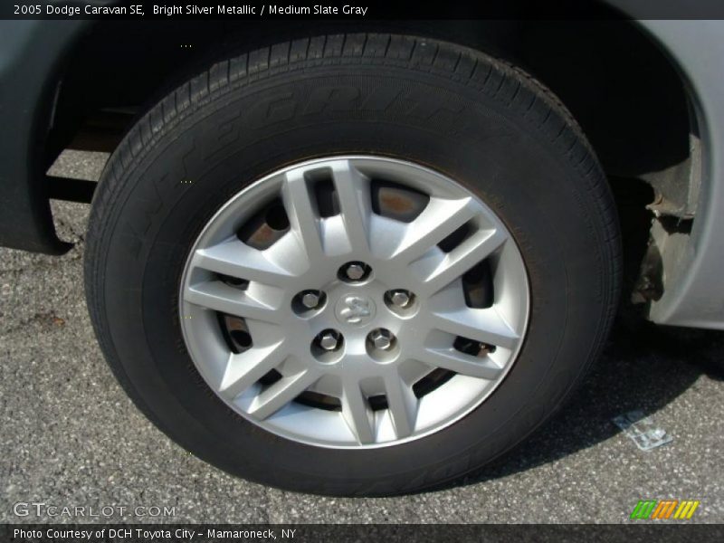 Bright Silver Metallic / Medium Slate Gray 2005 Dodge Caravan SE