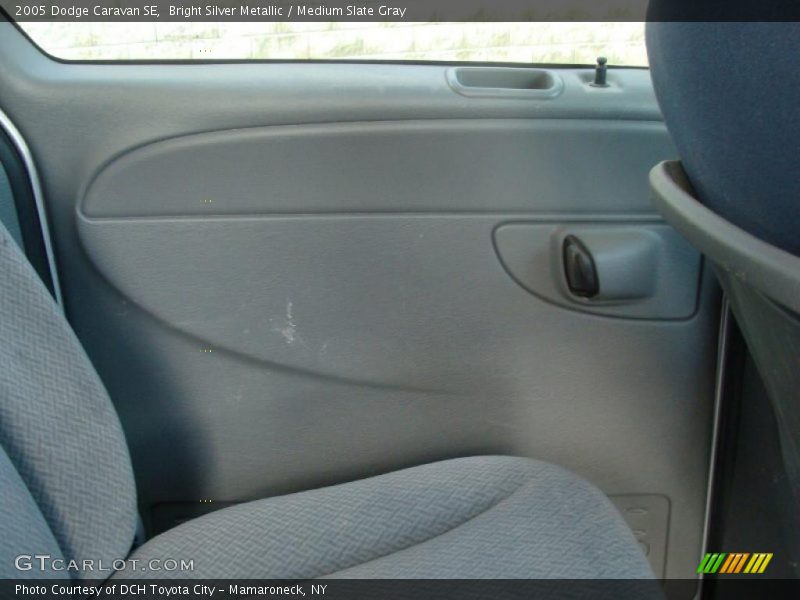 Bright Silver Metallic / Medium Slate Gray 2005 Dodge Caravan SE