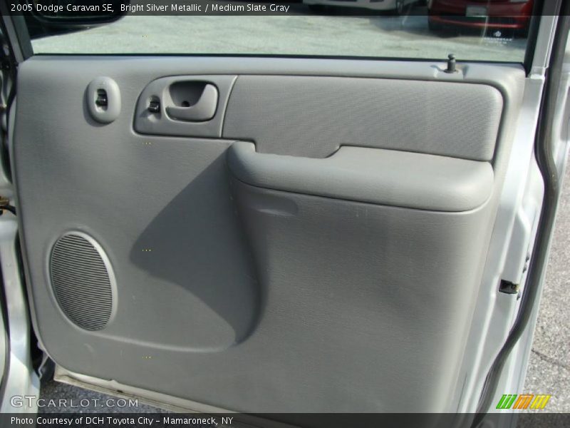 Bright Silver Metallic / Medium Slate Gray 2005 Dodge Caravan SE