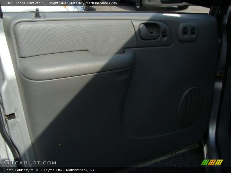 Bright Silver Metallic / Medium Slate Gray 2005 Dodge Caravan SE