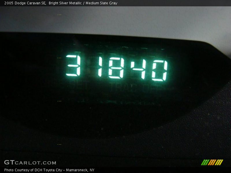 Bright Silver Metallic / Medium Slate Gray 2005 Dodge Caravan SE