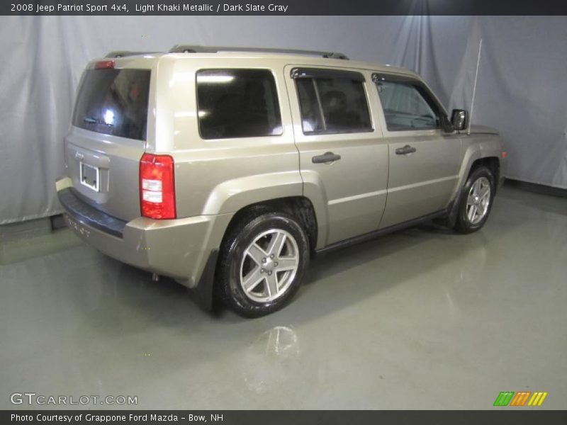 Light Khaki Metallic / Dark Slate Gray 2008 Jeep Patriot Sport 4x4