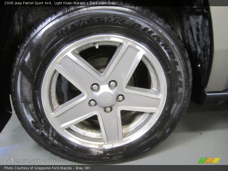 Light Khaki Metallic / Dark Slate Gray 2008 Jeep Patriot Sport 4x4