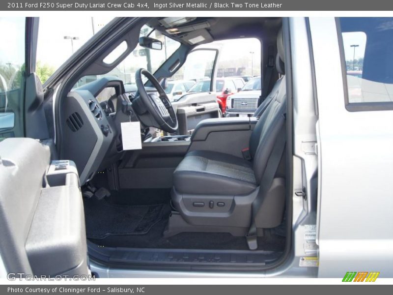 Ingot Silver Metallic / Black Two Tone Leather 2011 Ford F250 Super Duty Lariat Crew Cab 4x4
