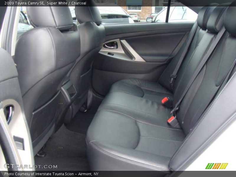 Super White / Charcoal 2009 Toyota Camry SE