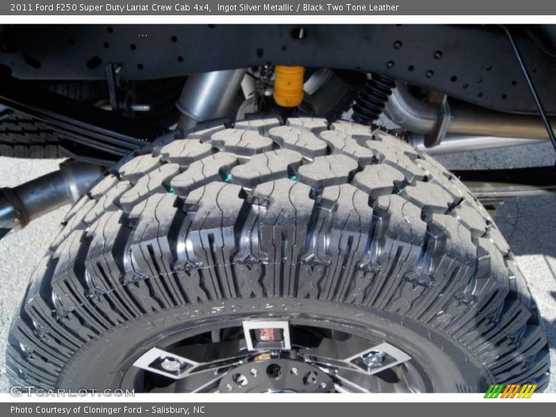 Ingot Silver Metallic / Black Two Tone Leather 2011 Ford F250 Super Duty Lariat Crew Cab 4x4