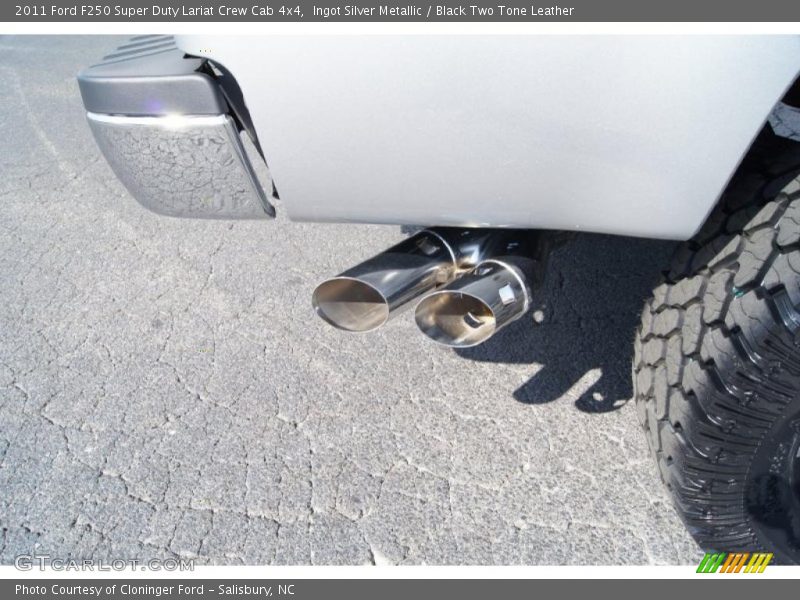 Ingot Silver Metallic / Black Two Tone Leather 2011 Ford F250 Super Duty Lariat Crew Cab 4x4