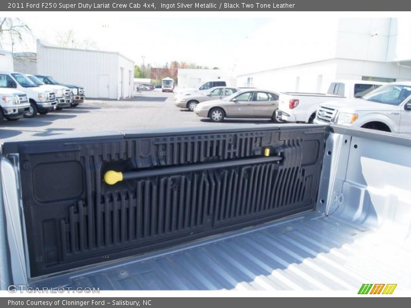 Ingot Silver Metallic / Black Two Tone Leather 2011 Ford F250 Super Duty Lariat Crew Cab 4x4