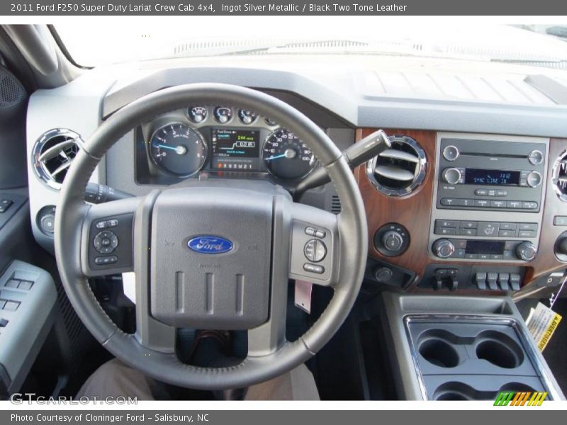  2011 F250 Super Duty Lariat Crew Cab 4x4 Steering Wheel