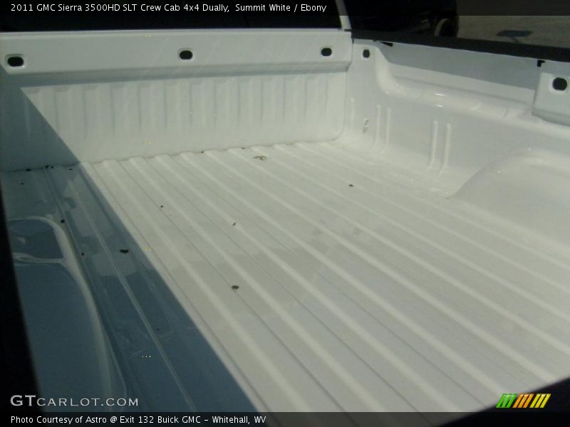 Summit White / Ebony 2011 GMC Sierra 3500HD SLT Crew Cab 4x4 Dually