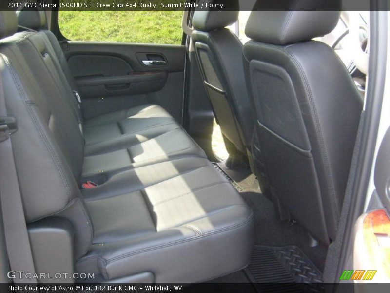 Summit White / Ebony 2011 GMC Sierra 3500HD SLT Crew Cab 4x4 Dually