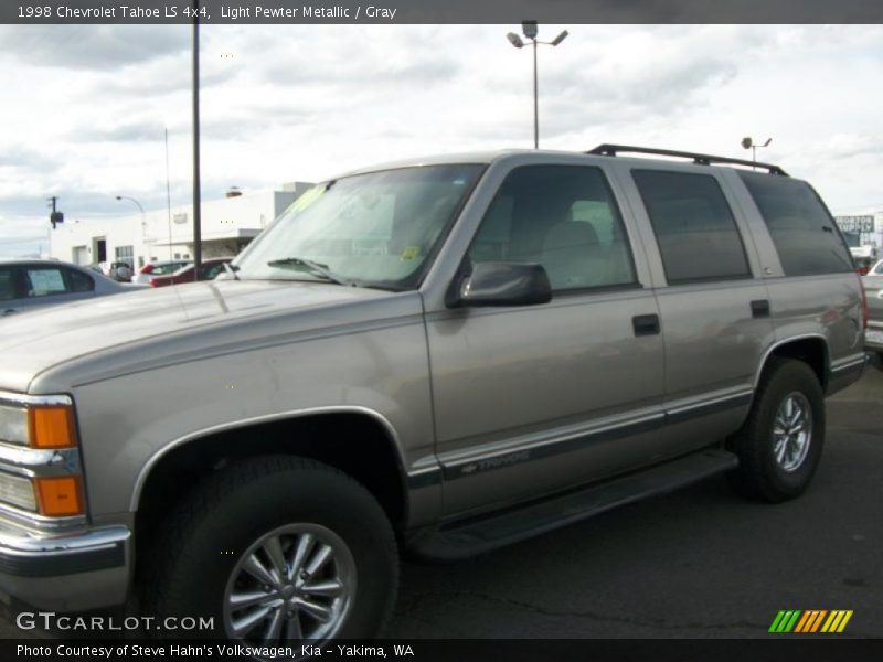 Light Pewter Metallic / Gray 1998 Chevrolet Tahoe LS 4x4