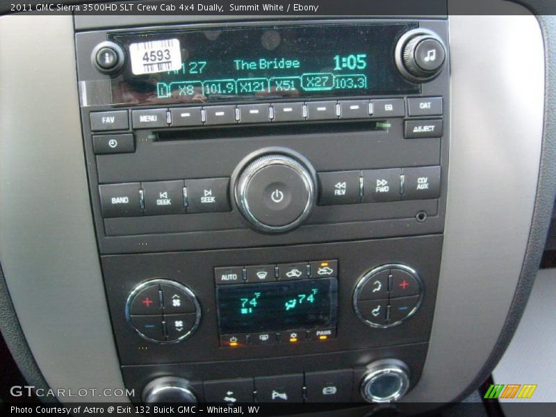 Summit White / Ebony 2011 GMC Sierra 3500HD SLT Crew Cab 4x4 Dually