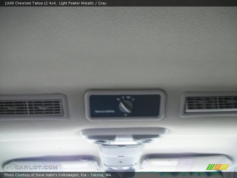 Light Pewter Metallic / Gray 1998 Chevrolet Tahoe LS 4x4