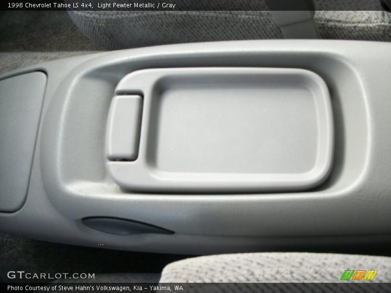 Light Pewter Metallic / Gray 1998 Chevrolet Tahoe LS 4x4