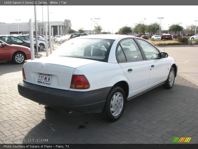 White / Tan 1999 Saturn S Series SL Sedan