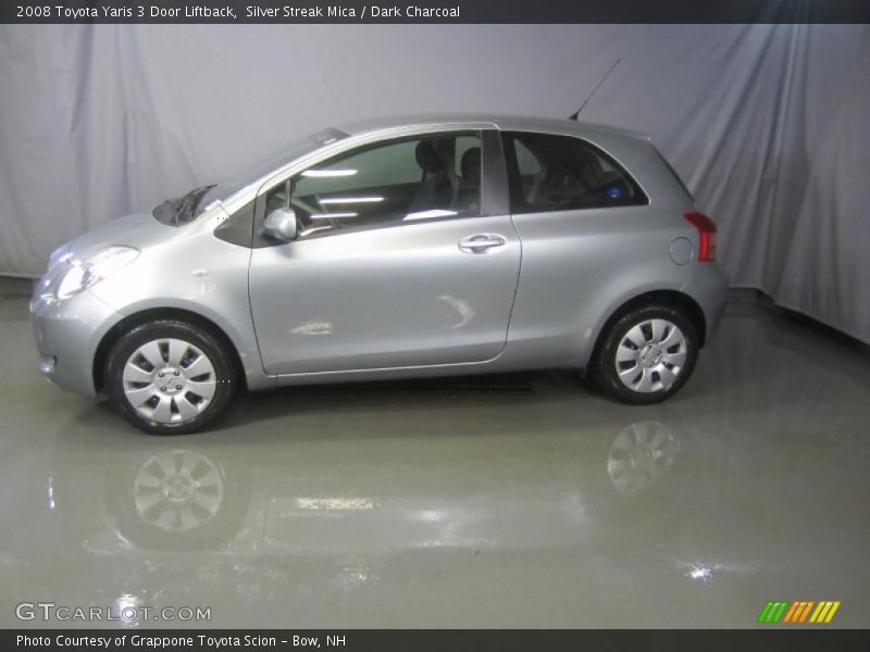 Silver Streak Mica / Dark Charcoal 2008 Toyota Yaris 3 Door Liftback