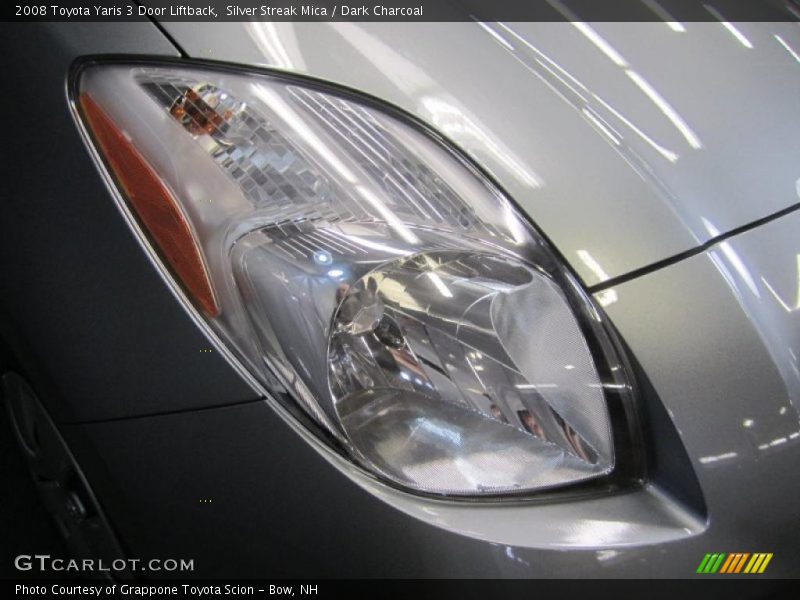 Silver Streak Mica / Dark Charcoal 2008 Toyota Yaris 3 Door Liftback