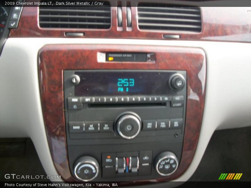Dark Silver Metallic / Gray 2009 Chevrolet Impala LT