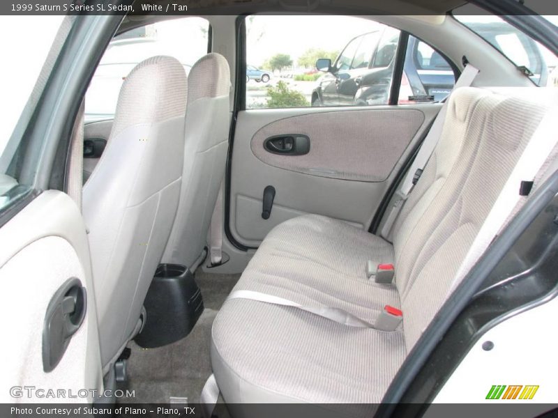 White / Tan 1999 Saturn S Series SL Sedan