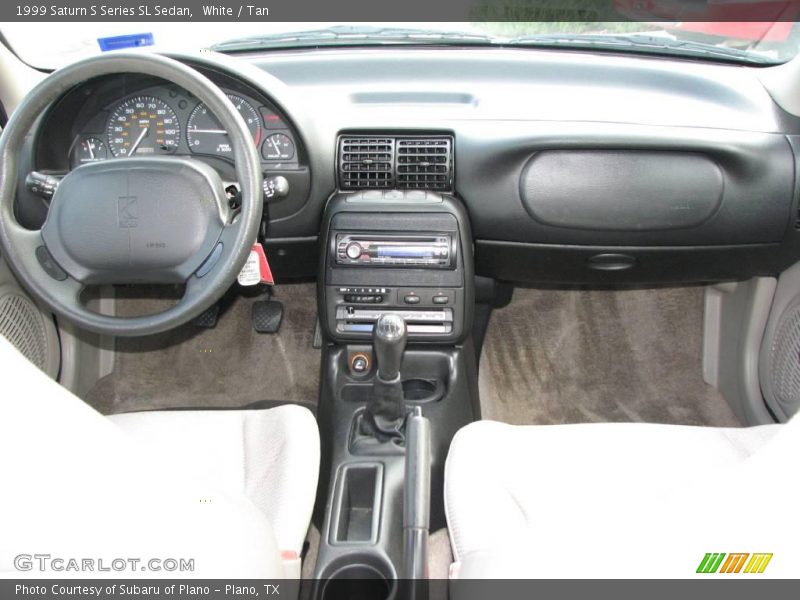 White / Tan 1999 Saturn S Series SL Sedan
