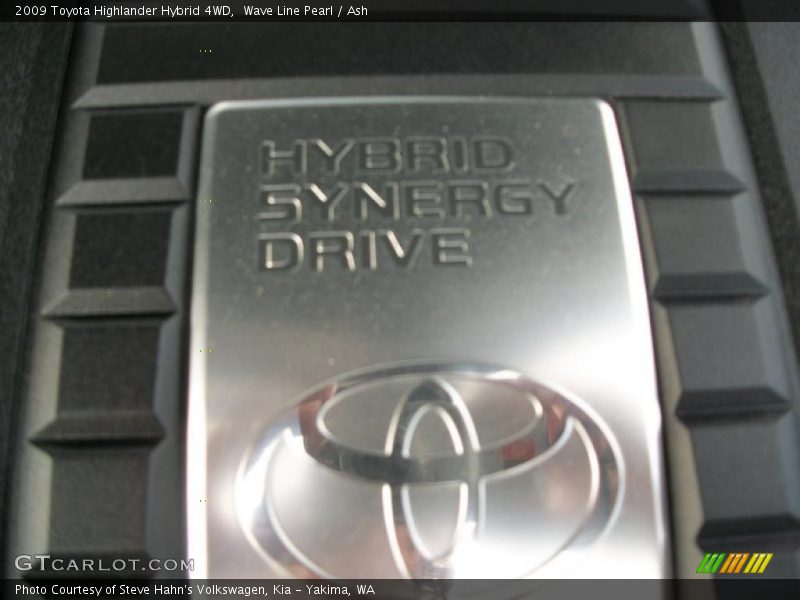 Wave Line Pearl / Ash 2009 Toyota Highlander Hybrid 4WD