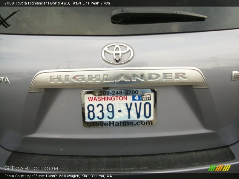 Wave Line Pearl / Ash 2009 Toyota Highlander Hybrid 4WD