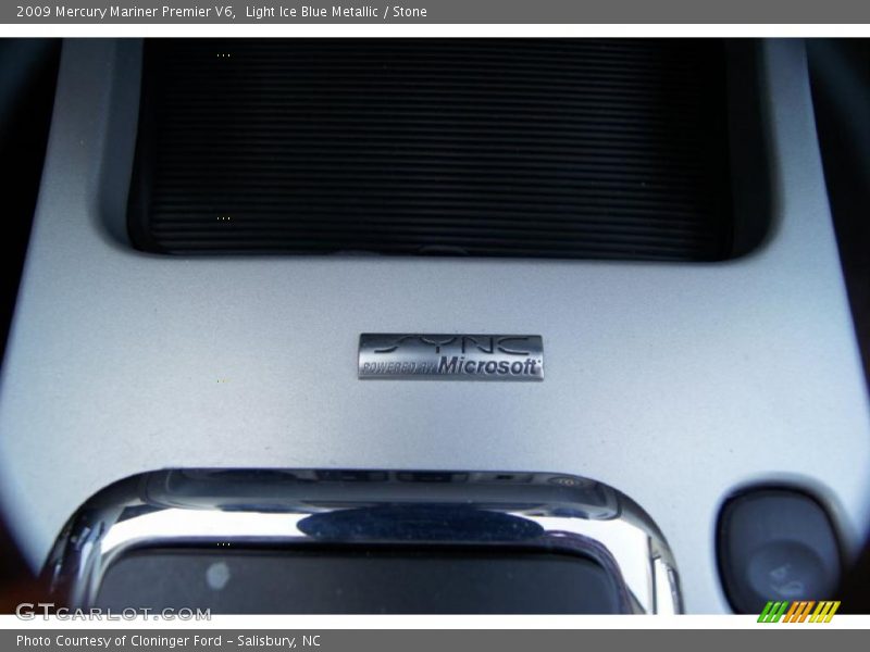 Light Ice Blue Metallic / Stone 2009 Mercury Mariner Premier V6