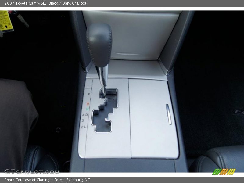 Black / Dark Charcoal 2007 Toyota Camry SE