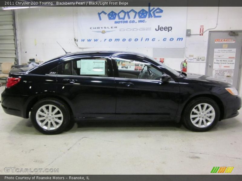 Blackberry Pearl / Black/Light Frost Beige 2011 Chrysler 200 Touring