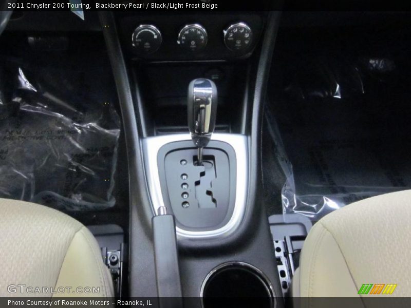 Blackberry Pearl / Black/Light Frost Beige 2011 Chrysler 200 Touring
