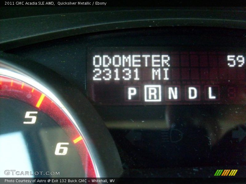 Quicksilver Metallic / Ebony 2011 GMC Acadia SLE AWD