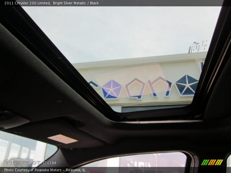 Bright Silver Metallic / Black 2011 Chrysler 200 Limited