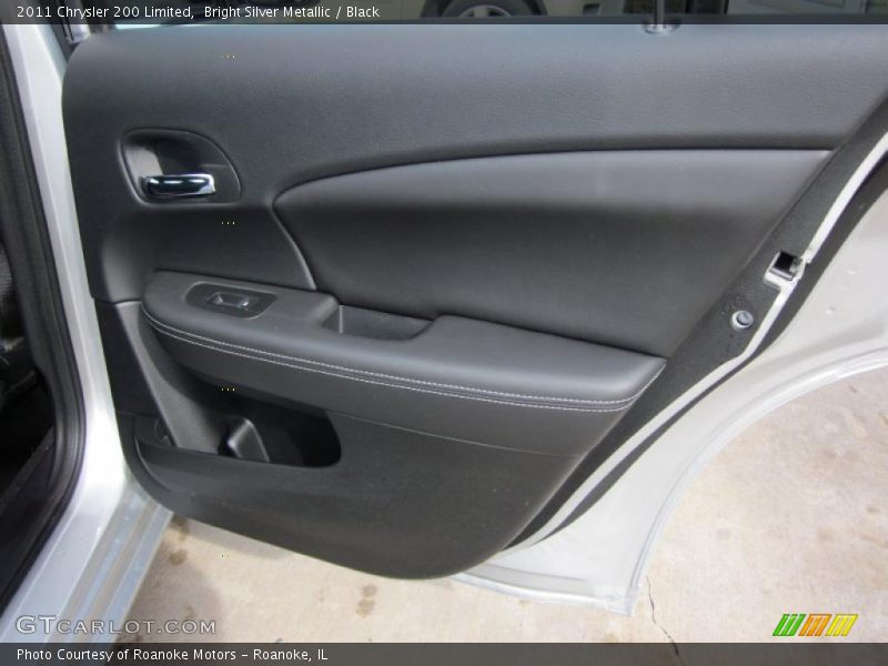 Bright Silver Metallic / Black 2011 Chrysler 200 Limited