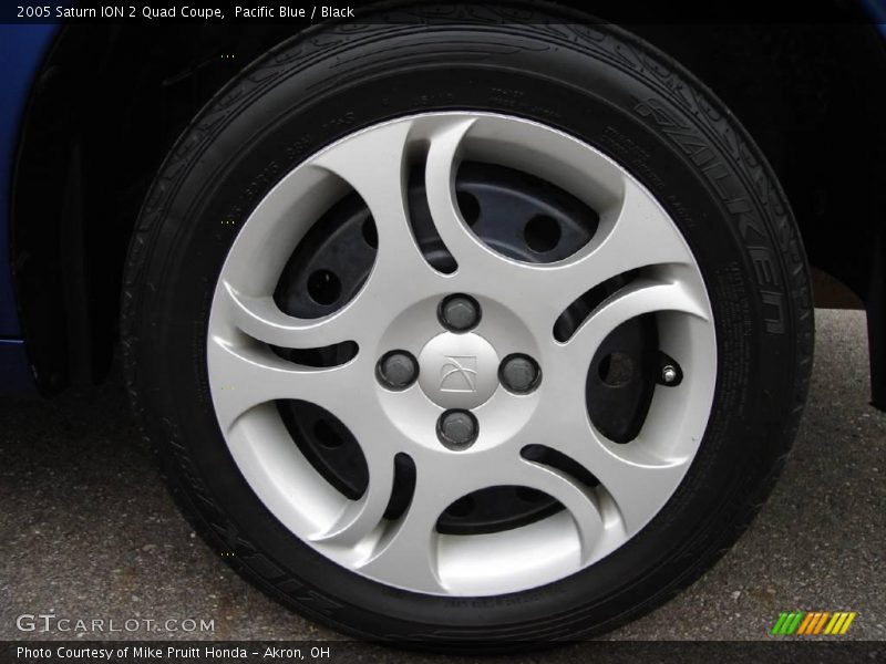 Pacific Blue / Black 2005 Saturn ION 2 Quad Coupe