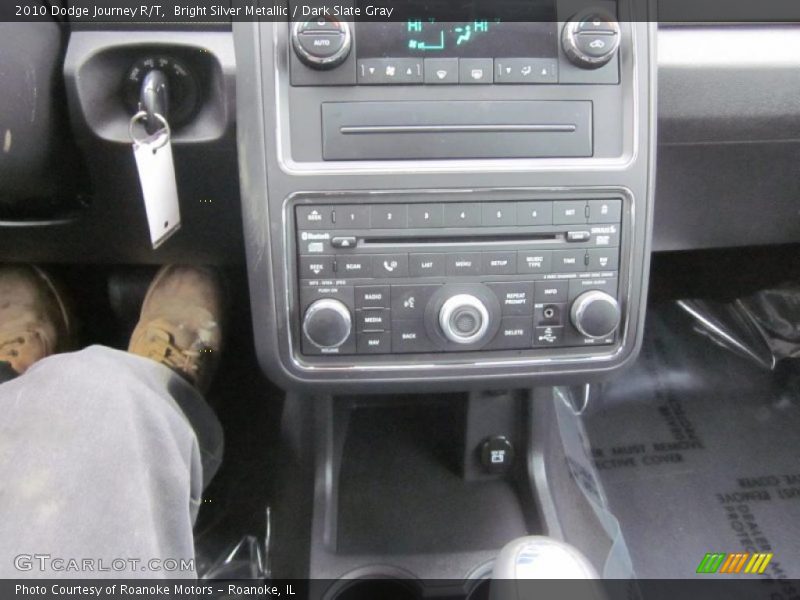 Bright Silver Metallic / Dark Slate Gray 2010 Dodge Journey R/T