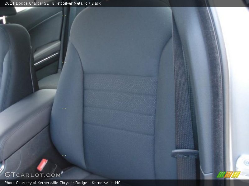 Billett Silver Metallic / Black 2011 Dodge Charger SE