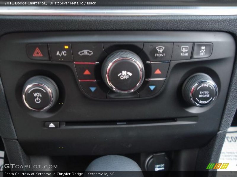 Billett Silver Metallic / Black 2011 Dodge Charger SE