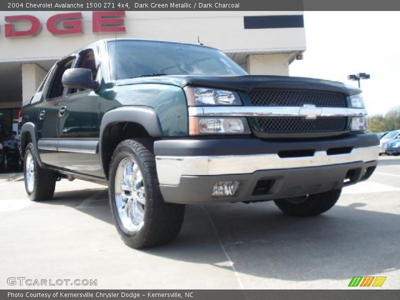 Dark Green Metallic / Dark Charcoal 2004 Chevrolet Avalanche 1500 Z71 4x4