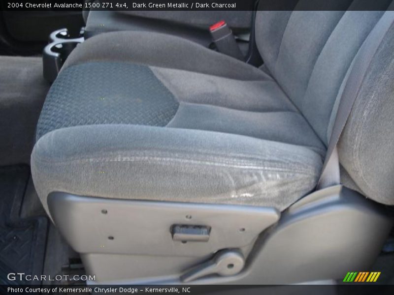 Dark Green Metallic / Dark Charcoal 2004 Chevrolet Avalanche 1500 Z71 4x4