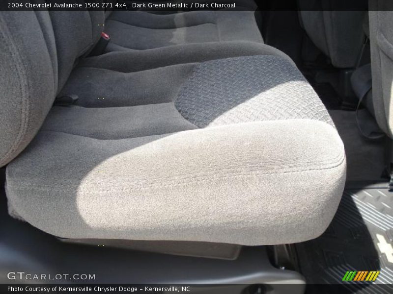 Dark Green Metallic / Dark Charcoal 2004 Chevrolet Avalanche 1500 Z71 4x4