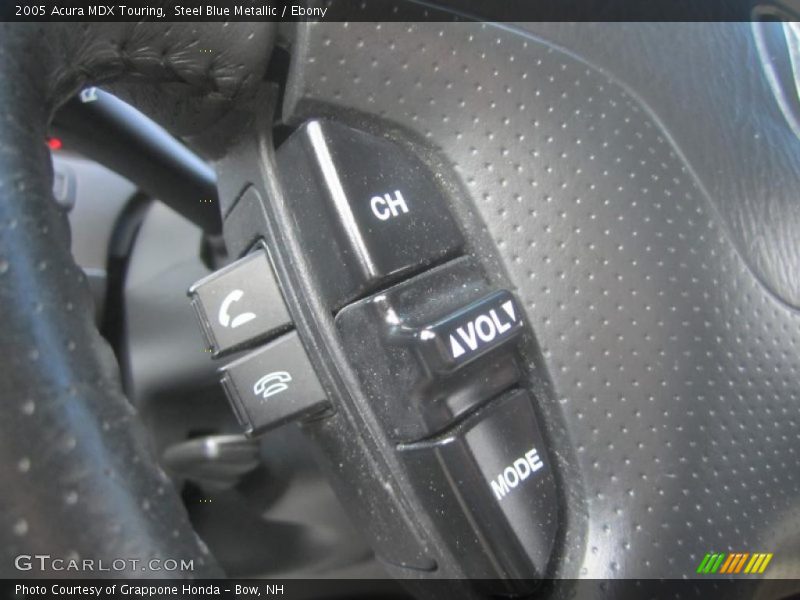 Controls of 2005 MDX Touring